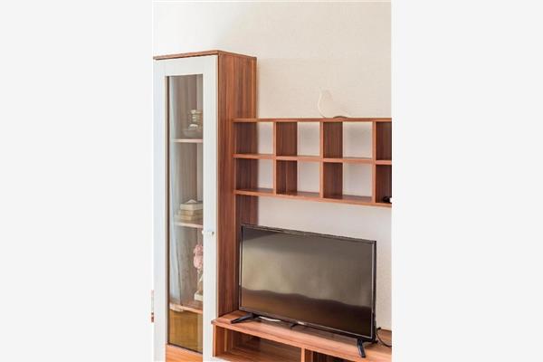 Room S1, for 3 persons