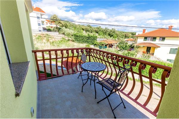 Apartment A1, for 5 persons