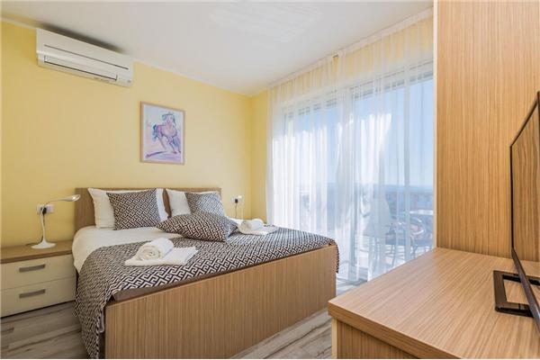 Apartment A1, for 5 persons