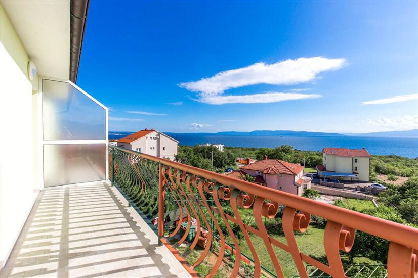 Apartment A2, for 5 persons