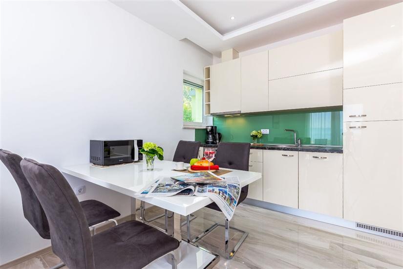 Apartment A6, for 4 persons