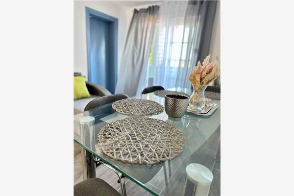 Apartment A1, for 6 persons