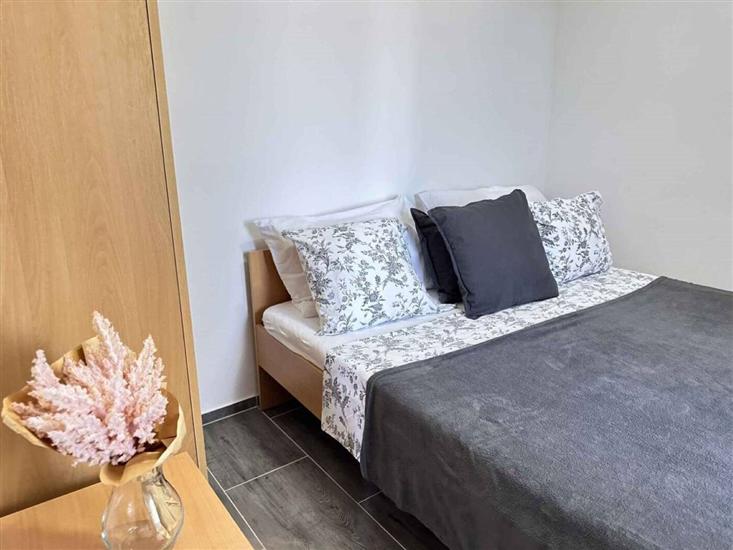 Apartment A1, for 6 persons