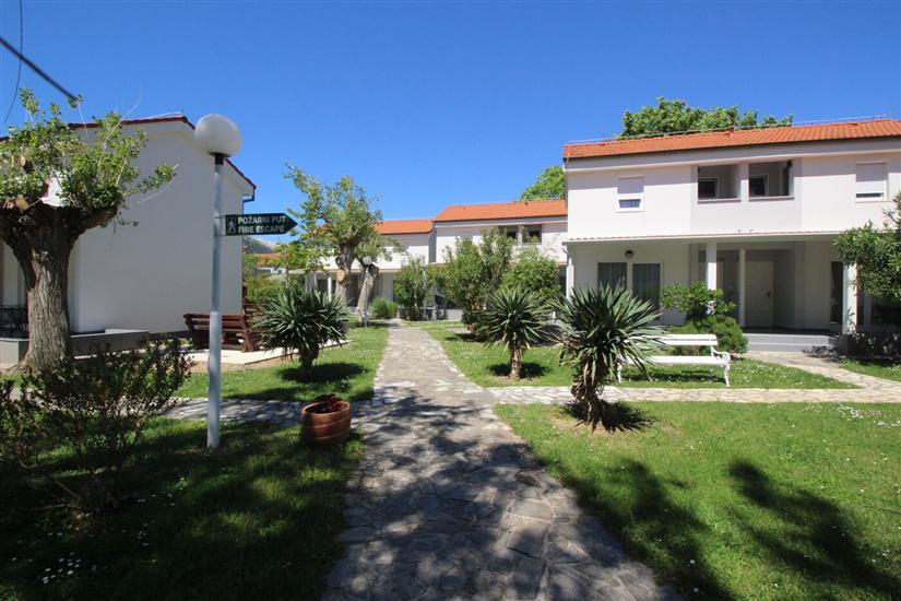 Apartments Ville Corinthia