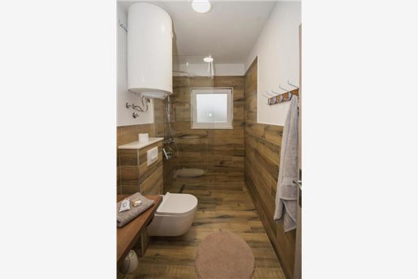 Room S3, for 4 persons