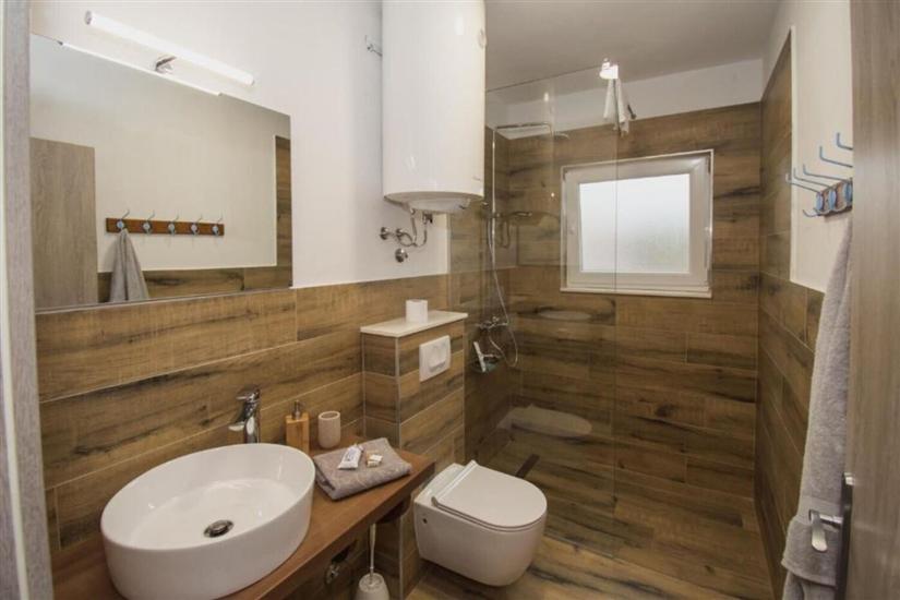 Room S3, for 4 persons