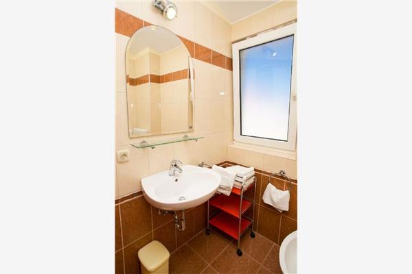 Apartment A2, for 3 persons