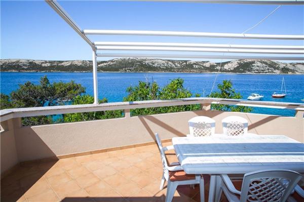 Apartment A3, for 7 persons