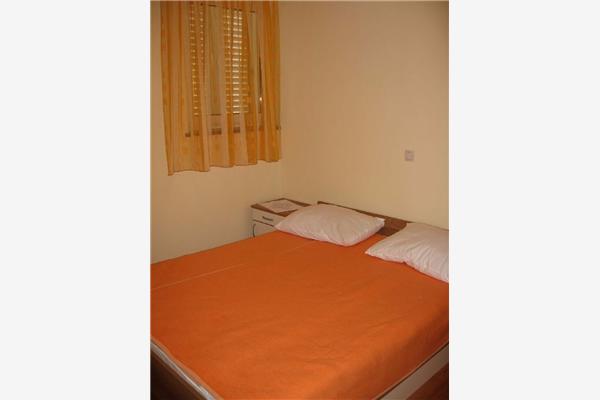 Apartment A4, for 5 persons