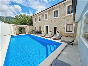 Villa Stone castle Tribalj, Maison de pierres, Superficie 340,00 m2, Hébergement avec piscine