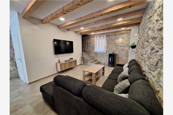 House K1, for 16 persons