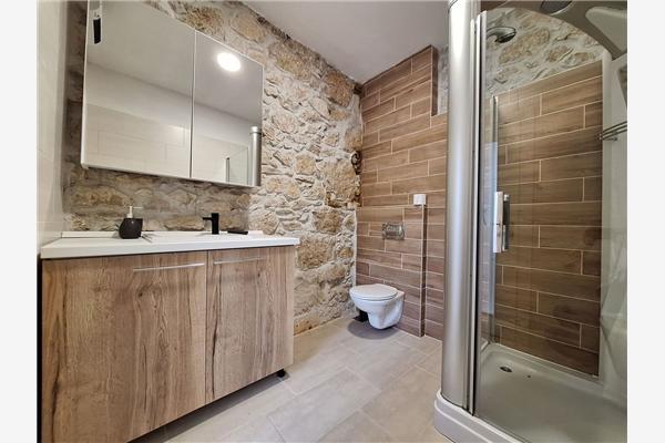 House K1, for 16 persons