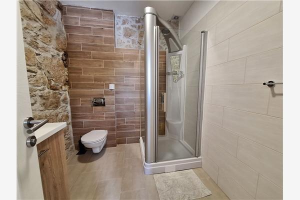 House K1, for 16 persons