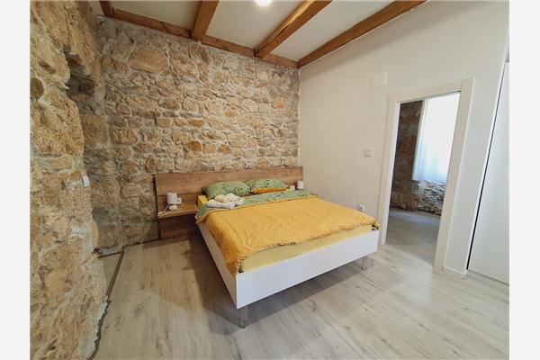 House K1, for 16 persons