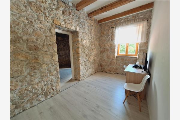 House K1, for 16 persons