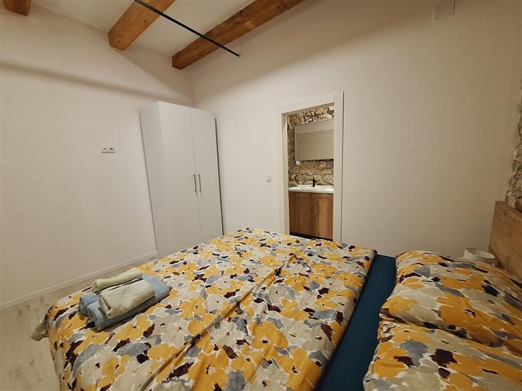 House K1, for 16 persons