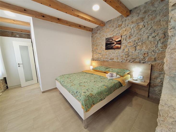 House K1, for 16 persons