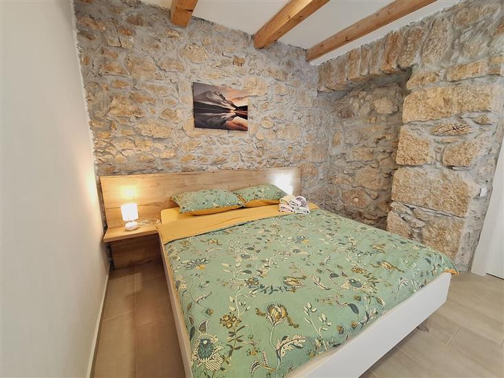 House K1, for 16 persons