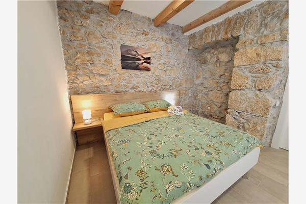 House K1, for 16 persons