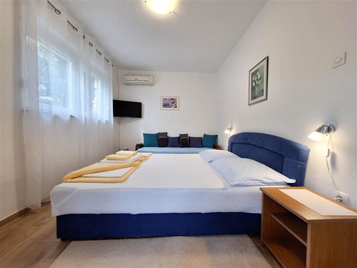 Apartment A1, for 3 persons