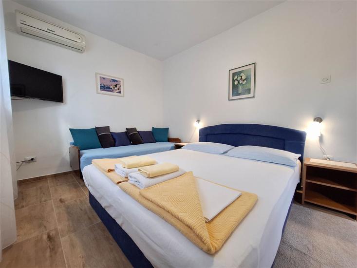 Apartment A1, for 3 persons