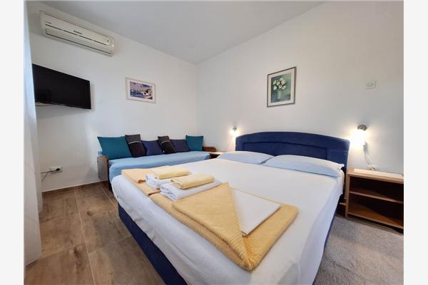 Apartment A1, for 3 persons