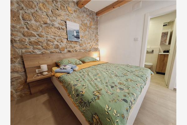 House K1, for 16 persons