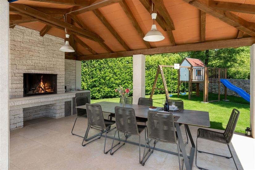 Villa Gemini s bazenom