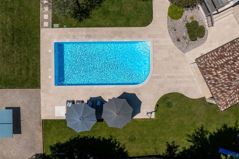 Villa Gemini s bazenom