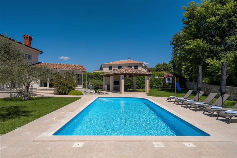 Villa Gemini s bazenom