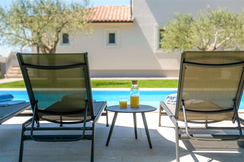 Villa Gemini s bazenom