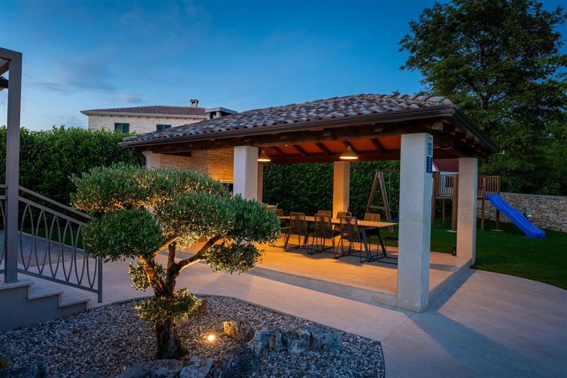 Villa Gemini s bazenom