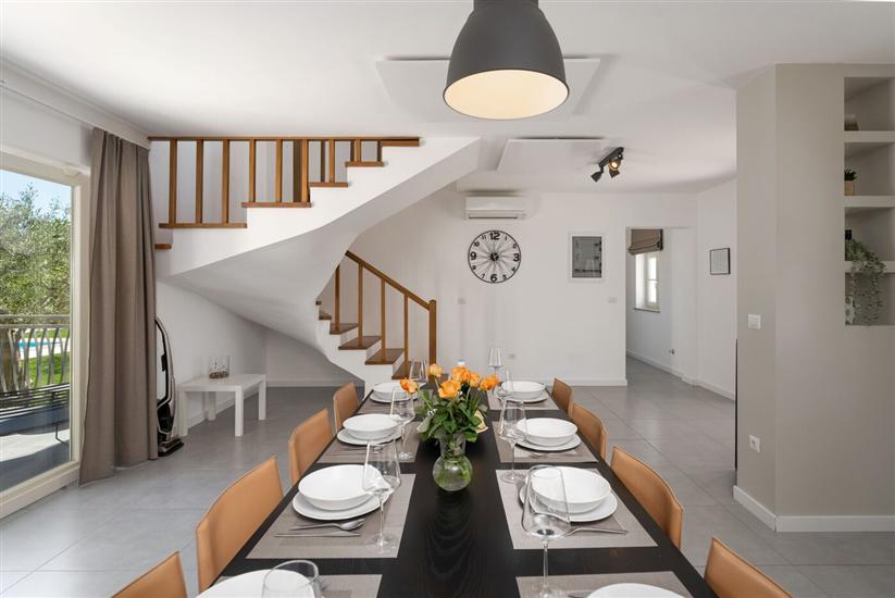 House K1, for 8 persons