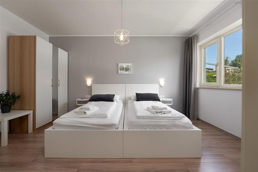 House K1, for 8 persons