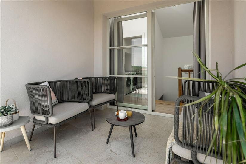 House K1, for 8 persons