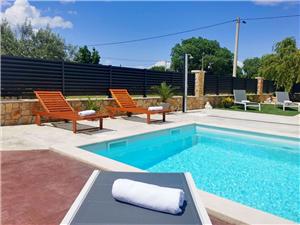 Villa Silente Dalmatie, Maison isolée, Superficie 120,00 m2, Hébergement avec piscine