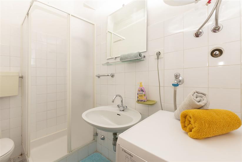 House K1, for 8 persons