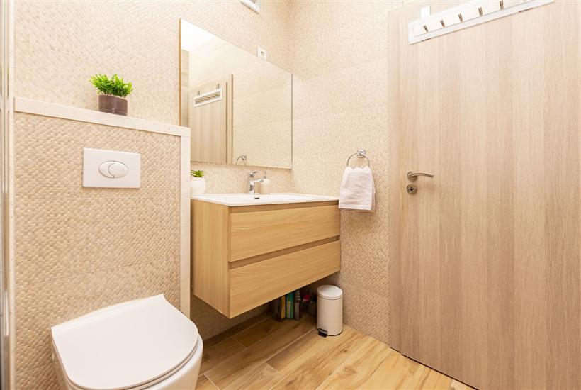 Apartment A1, for 6 persons