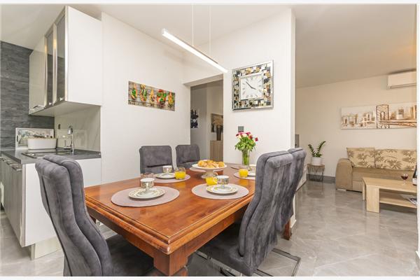 Apartment A1, for 6 persons