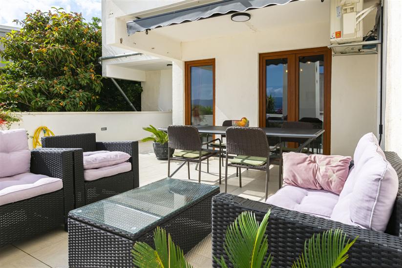 Apartment A1, for 6 persons