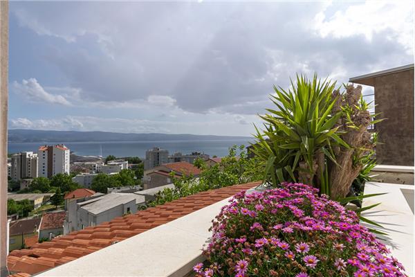 Apartment A1, for 6 persons