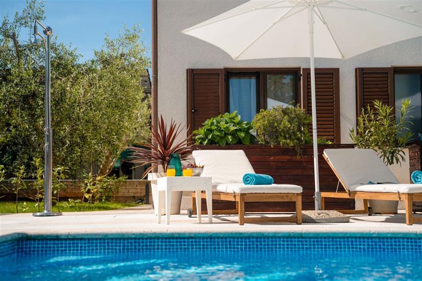 Apartment Residence Mala 3  s bazenom i whirlpool-om