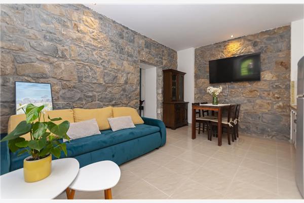 Apartment A1, for 6 persons