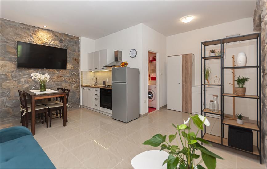 Apartment A1, for 6 persons