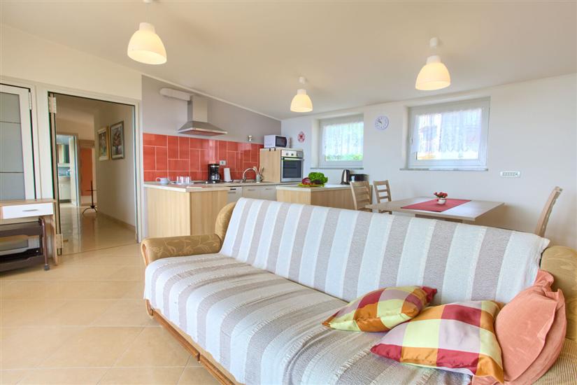 Apartment A1, for 5 persons