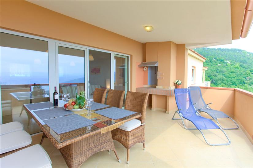 Apartment A1, for 5 persons