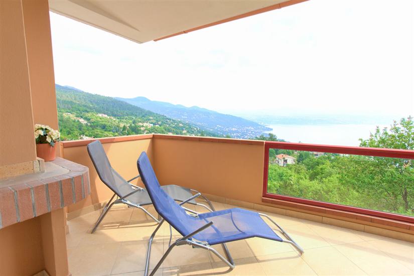 Apartment A1, for 5 persons