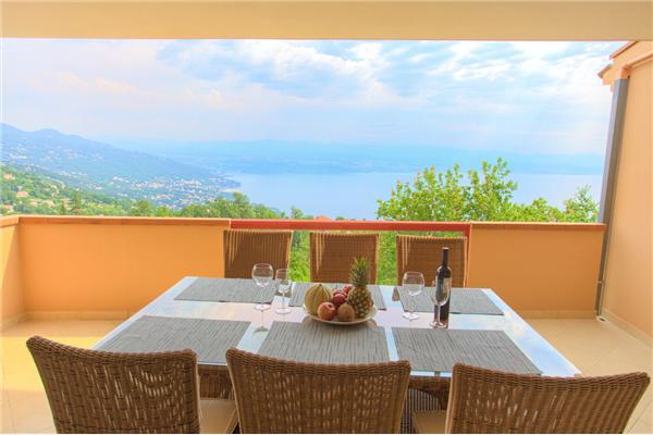 Apartment A1, for 5 persons