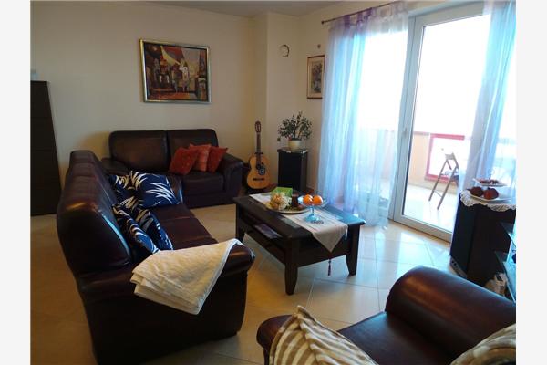 Apartment A2, for 3 persons
