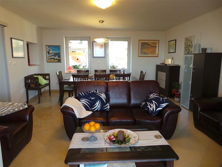 Apartment A2, for 3 persons